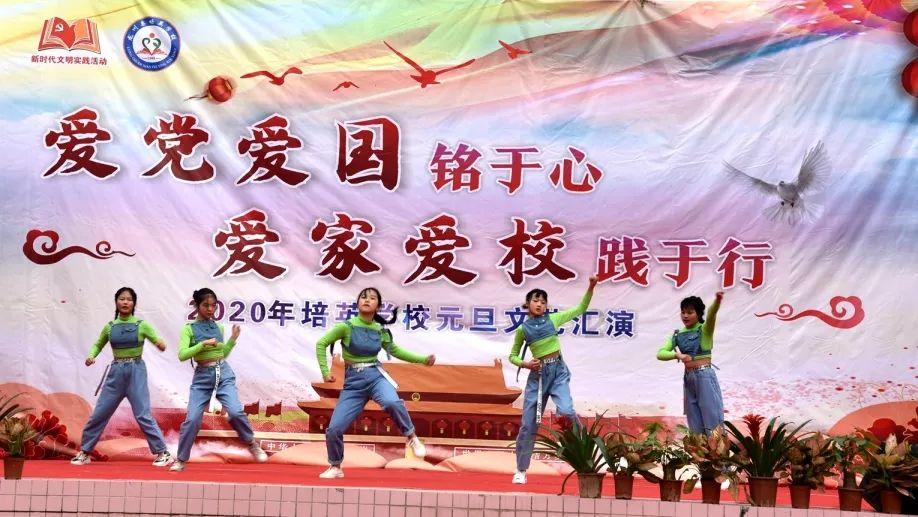 小艾比模仿秀